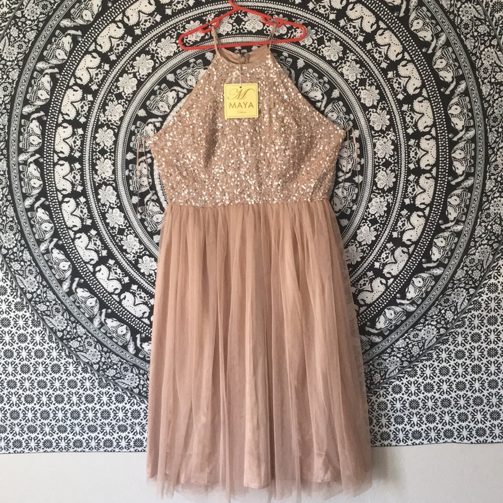 NUDE BLUSH FORMAL DRESS